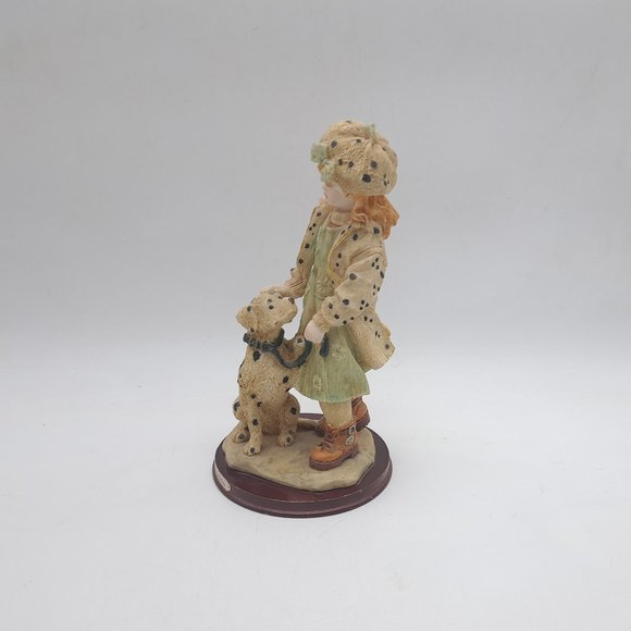 Via Veneto Collection Statue of Girl With Her Dog - Picture 2 of 10